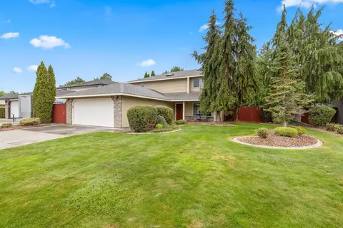 5103 Crane Dr, West Richland, WA 99353