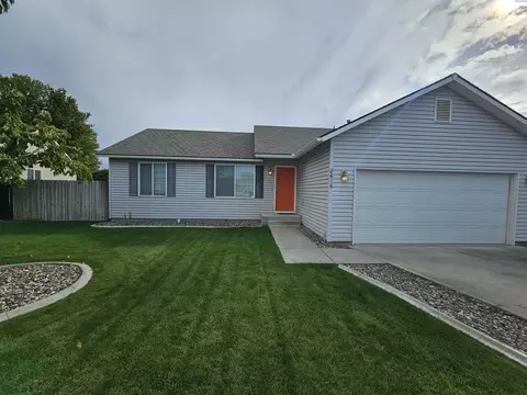8616 Tottenham Ct, Pasco, WA 99301 photo 1