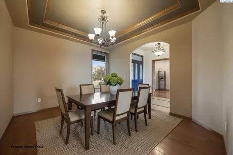Dining - 4824 Mojave Dr, Pasco, WA 99301 photo 2 of 2