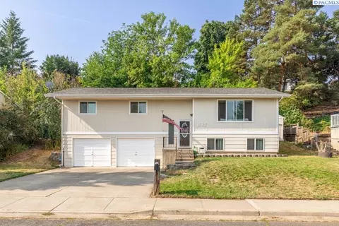 1525 NW Deane, Pullman, WA 99163 photo 1