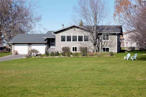 371 Hill Rd, Walla Walla, WA 99362