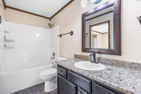 8708 Heathrow Ct, Pasco, WA 99301 photo 12