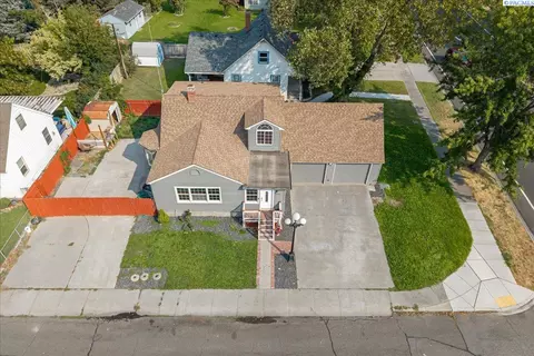 1220 W Kennewick Ave, Kennewick, WA 99336