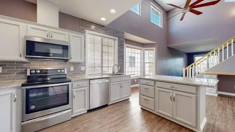 4612 Belgian Ln, Pasco, WA 99301 photo 7
