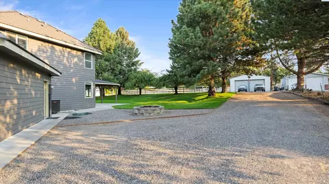 8917 Sunset Trl, Pasco, WA 99301 photo 4