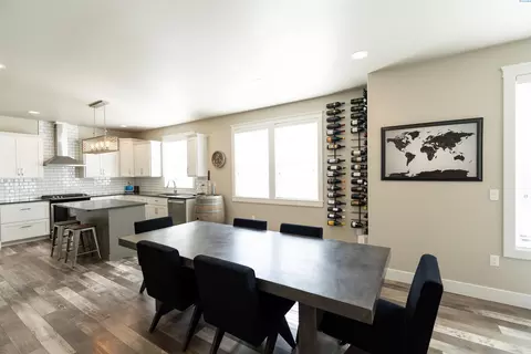 860 SW Dominic Ct, Pullman, WA 99163 photo 9