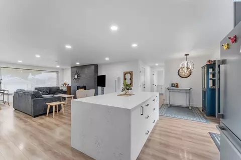 10013 W Argent, Pasco, WA 99301