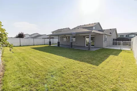 1211 N Beech Ave, Pasco, WA 99301 photo 27
