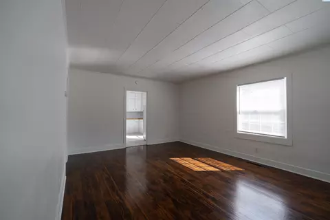 Living - 630-634 NE Gray Ln, Pullman, WA 99163 photo 1 of 5