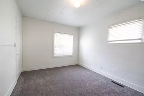 Bedroom - 630-634 NE Gray Ln, Pullman, WA 99163 photo 8 of 8