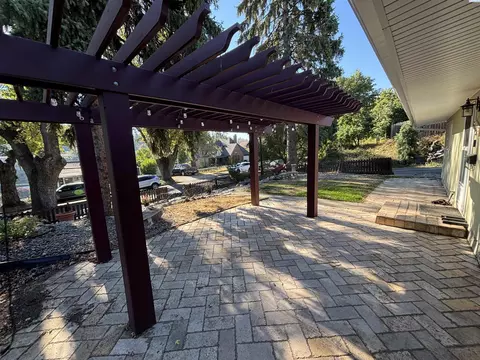 Exterior - 345 SW State St, Pullman, WA 99163 photo 1 of 7
