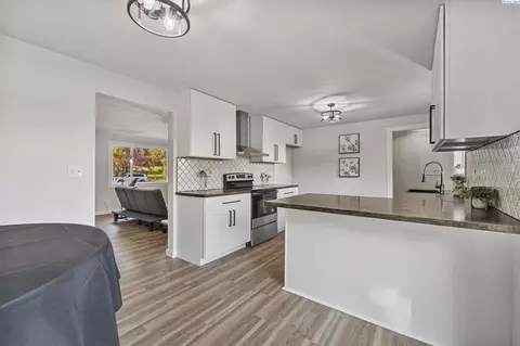 9012 W Richardson Rd, Pasco, WA 99301 photo 14