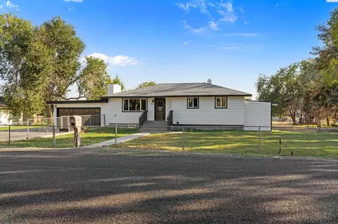 9012 W Richardson Rd, Pasco, WA 99301 photo 1