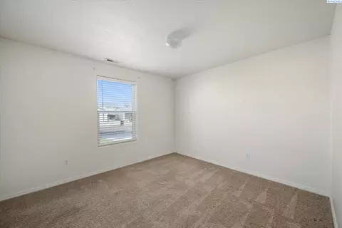6318 Three Rivers Dr, Pasco, WA 99301 photo 20