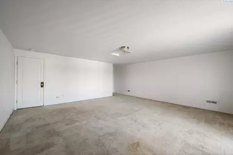 6318 Three Rivers Dr, Pasco, WA 99301 photo 34