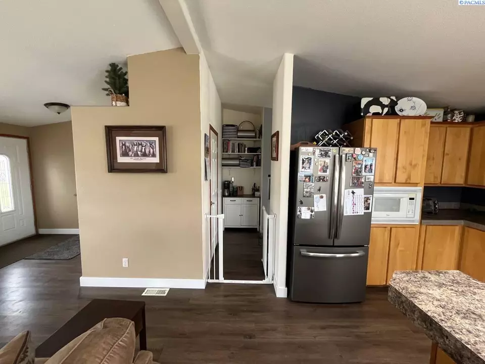  61610 N Whan Rd, Benton City, WA 99320 photo 8