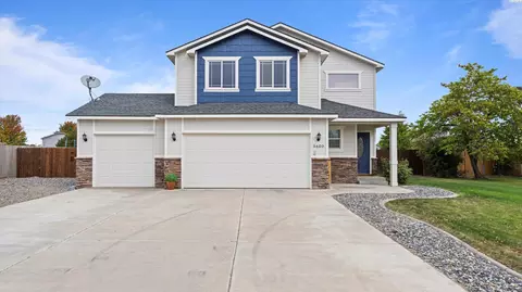 5600 Aloha Dr, West Richland, WA 99353