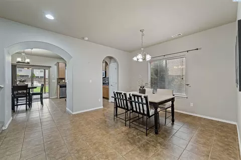 4517 NW Commons Dr, Pasco, WA 99301 photo 5