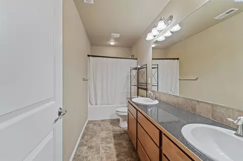 4517 NW Commons Dr, Pasco, WA 99301 photo 38