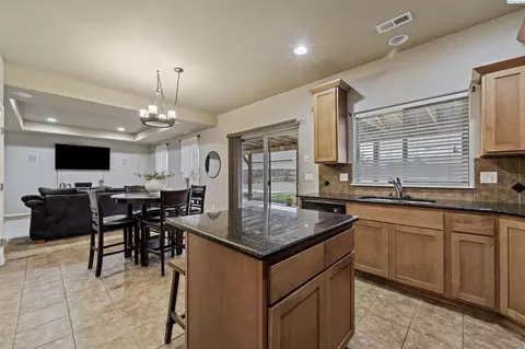 4517 NW Commons Dr, Pasco, WA 99301 photo 12