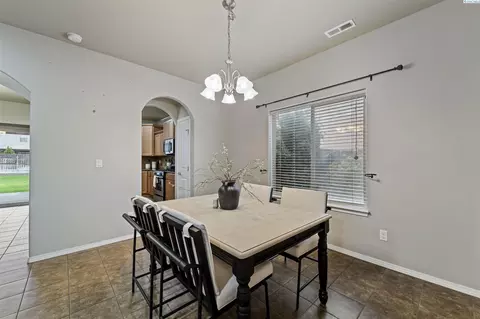 4517 NW Commons Dr, Pasco, WA 99301 photo 7