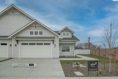 4529 Grove Ct, West Richland, WA 99353