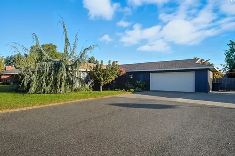 3114 W Ella St, Pasco, WA 99301 photo 2