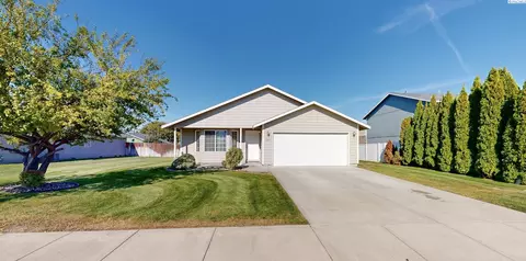 8407 Packard Dr, Pasco, WA 99301 photo 1