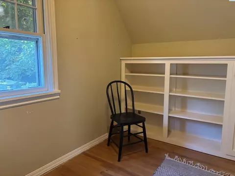 Bedroom - 635 NE Michigan St, Pullman, WA 99163 photo 3 of 5