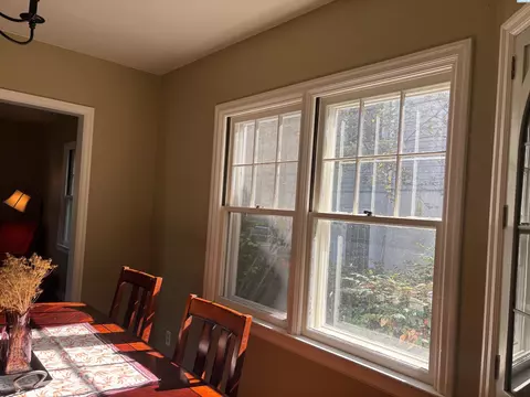 Dining - 635 NE Michigan St, Pullman, WA 99163 photo 2 of 2