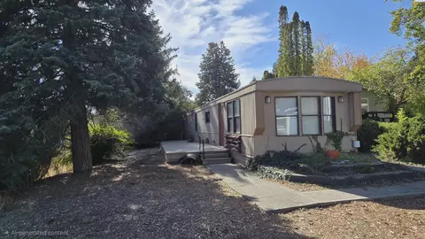 506 NW Park West Dr, Pullman, WA 99163 photo 1