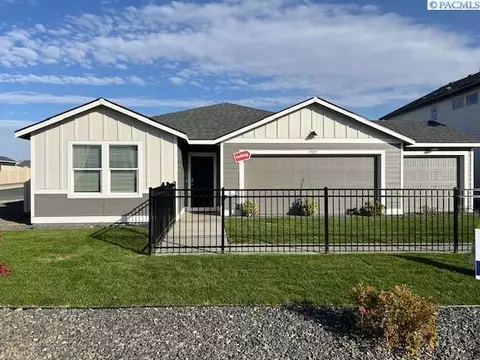 5925 Road 115, Pasco, WA 99301