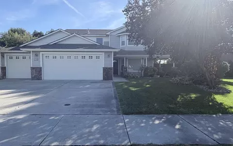9616 Winthrop Dr, Pasco, WA 99301 photo 1