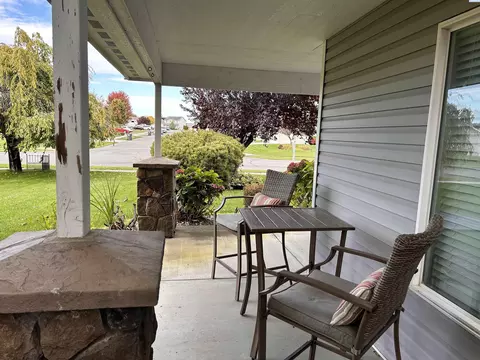 9616 Winthrop Dr, Pasco, WA 99301 photo 5