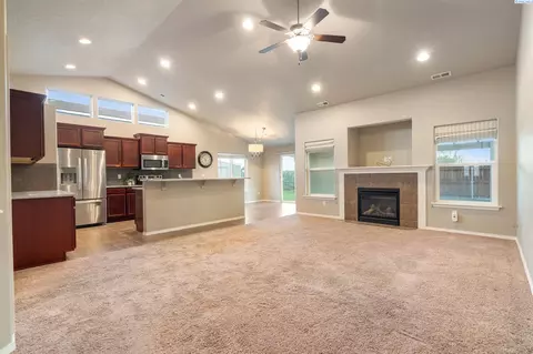 7906 Ruby Ct, Pasco, WA 99301 photo 13