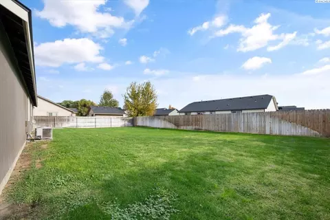 6408 Three Rivers Dr, Pasco, WA 99301 photo 28