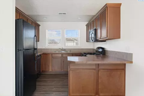6408 Three Rivers Dr, Pasco, WA 99301 photo 6