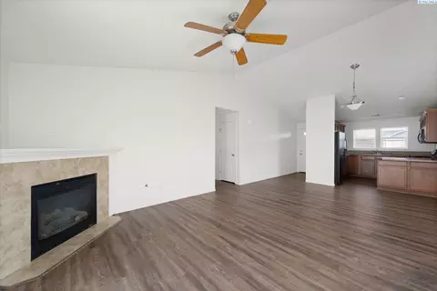6408 Three Rivers Dr, Pasco, WA 99301 photo 11