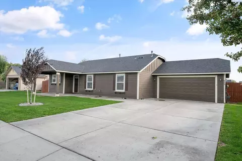 6408 Three Rivers Dr, Pasco, WA 99301 photo 2