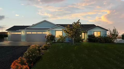 461 Summit Loop, Eltopia, WA 99330 photo 1