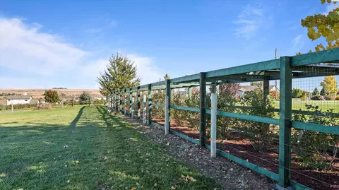 461 Summit Loop, Eltopia, WA 99330 photo 8