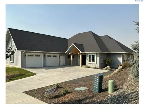 2170 NW Canyon View Dr, Pullman, WA 99163 photo 2
