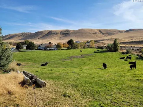 29404 S 816 Pr SE, Kennewick, WA 99338