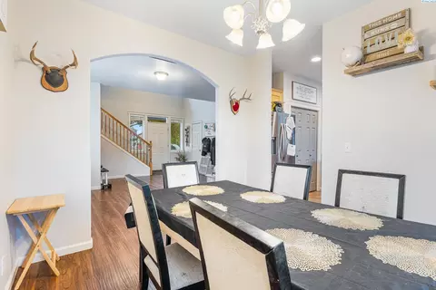 Dining - 5616 Taft Dr, Pasco, WA 99301 photo 2 of 2