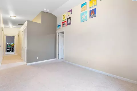 Entry Way - 5616 Taft Dr, Pasco, WA 99301 photo 7 of 7