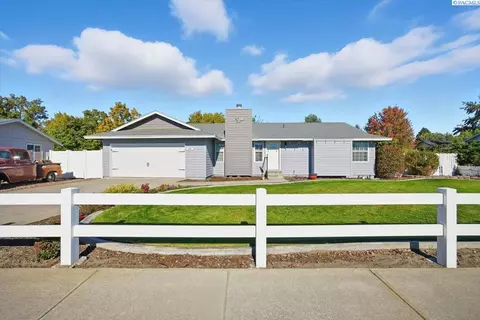 4305 Riverhill Dr, Pasco, WA 99301 photo 1