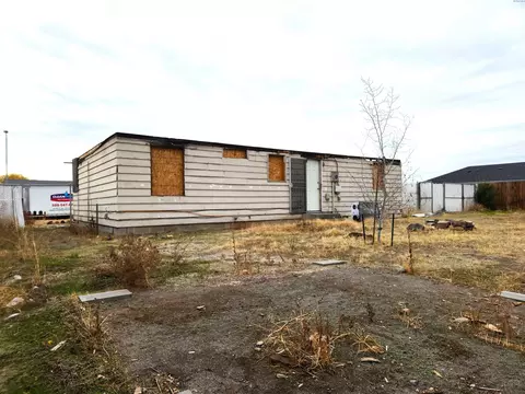 403 S Cedar Ave, Pasco, WA 99301 photo 4