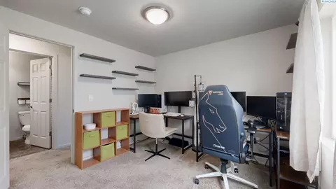 907 E Cascade St, Othello, WA 99344 photo 18
