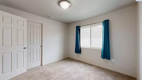907 E Cascade St, Othello, WA 99344 photo 19