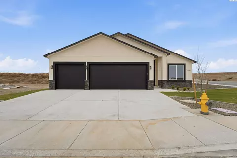 7287 W 30th Ave, Kennewick, WA 99338